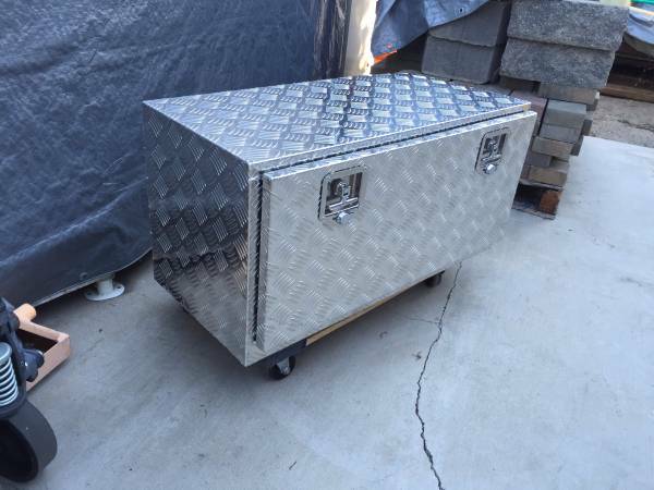 36" ALUMINUM TOOL BOX