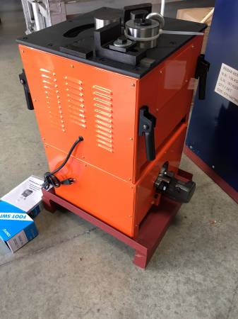 REBAR BENDER / CUTTER COMBO ELECTRIC HYDRAULIC 25MM 1" #8 HEAVY DUTY W/TWO FOOT CONTROLLS SKU# 961050 / BMRBC-25 - Image 2